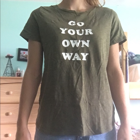 Graphic tee - Picture 2 of 3